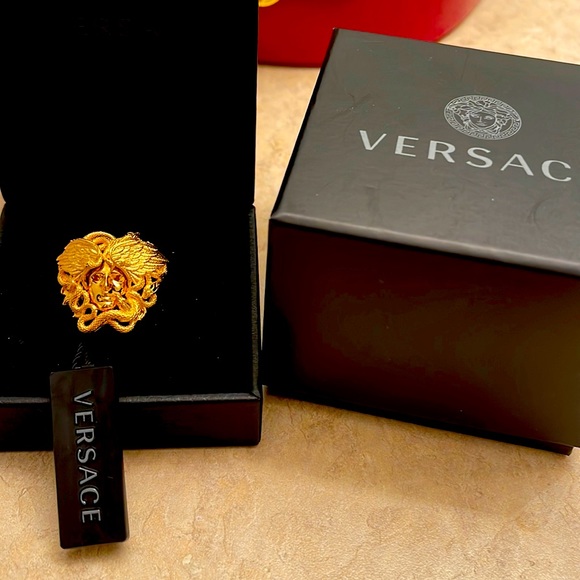 Versace Accessories - Hot sale 🔥 LA MEDUSA RING - Versace Brand New Ring